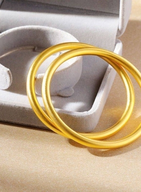 仿三金婚礼古法磨砂哑光传承手镯女简约铜合金仿金叠戴两世欢手链