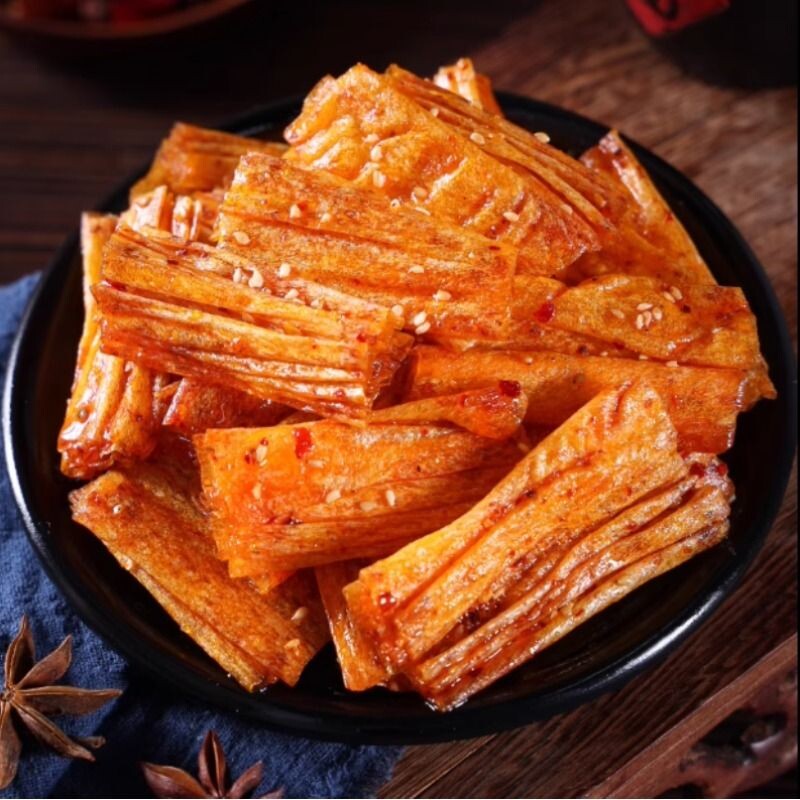 香辣豆腐皮手撕麻辣手工豆卷辣条辣片休闲零食小吃美味辣味混合