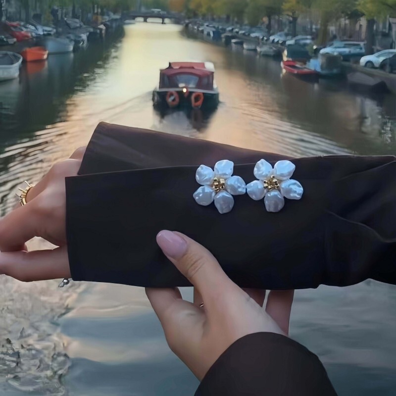 法式珍珠袖扣女轻奢衬衫纽扣盖免打孔固定器小众设计感花朵纽扣套