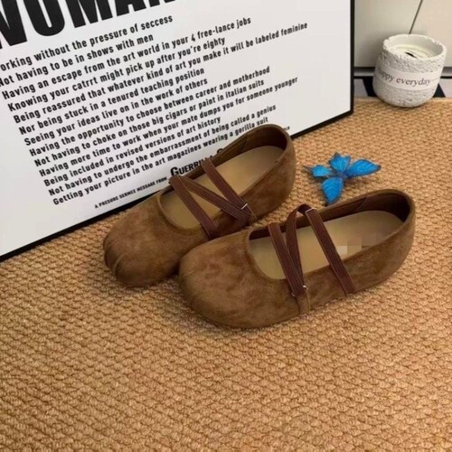 意尔康心选交叉带芭蕾鞋女2026年秋季新款方头绒面内增高舒适玛丽