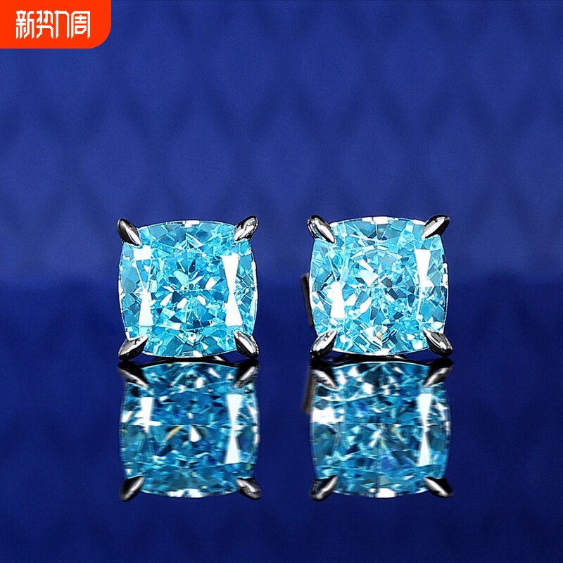 仙璨珠宝 2023新款1.5克拉7*7mm枕形高碳钻925银耳钉