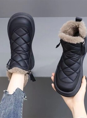 他她女孩软皮平底雪地靴女2025新款冬加绒加厚防滑短靴东北大棉鞋
