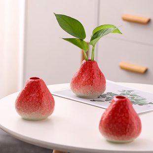 莓创意草莓陶瓷水培花瓶桌面绿萝插花瓶可爱家居装饰摆件台面造型