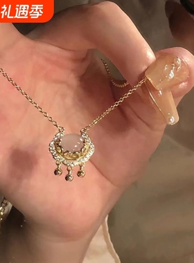 新款国风祥云锁项链平安吉祥高级轻奢小众中式设计白玉髓女锁骨链