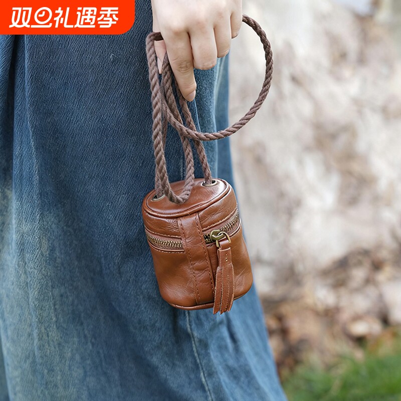 牛皮钥匙口红包手串包收纳包单肩斜挎小众文玩复古真皮质感小包女