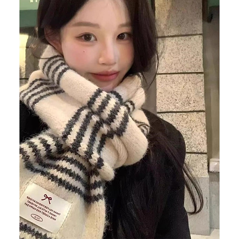 2025韩系氛围感黑白条纹针织围巾女秋冬季高级感百搭加厚保暖围脖