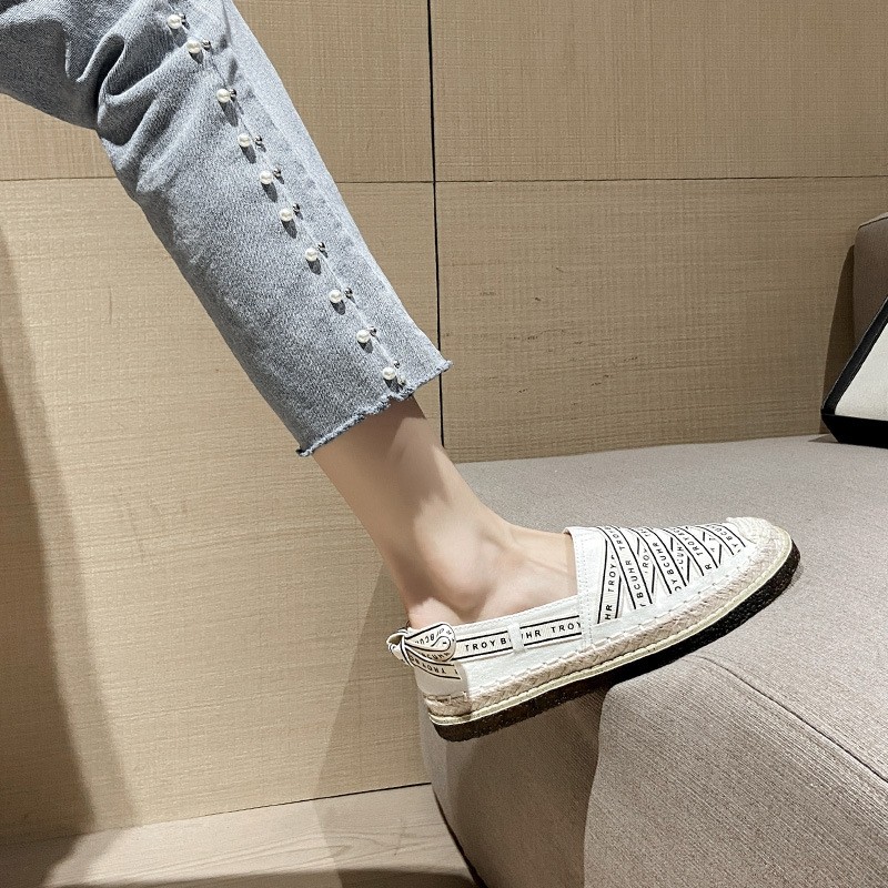 复古英伦风渔夫鞋女2025新款平底百搭懒人休闲鞋一脚蹬帆布鞋浅口