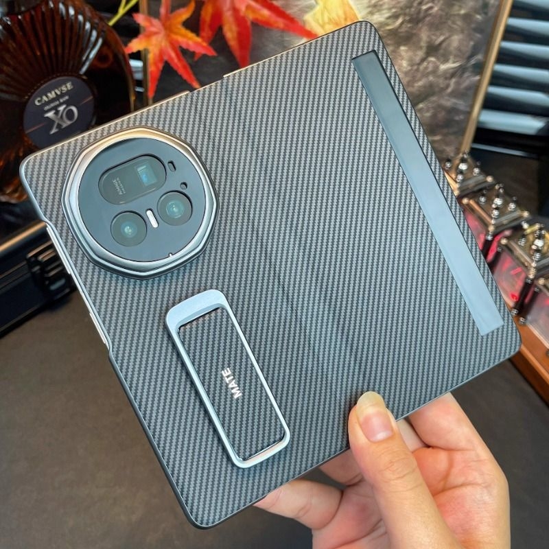 适用于荣耀magicv5手机壳新款Magic V5折叠屏真皮碳纤维纹翻盖保护套腕带旋转支架外壳全包防摔超薄高档商务