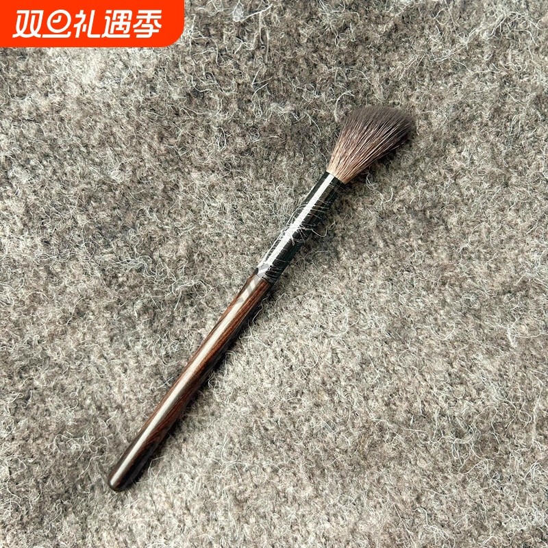 小马毛眼部细节刷小号眼线眼影刷眼睑下至卧蚕化妆刷子锥形便携