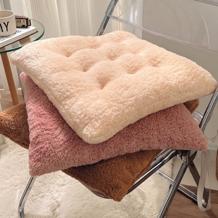 毛绒坐垫屁垫办公室久坐宿舍加厚餐椅子座垫大学生教室屁股垫子