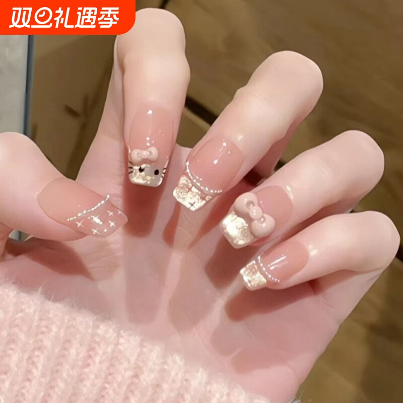 美甲短款穿戴甲儿童2025新款可爱高级感中长款中款椭圆波点纯手工