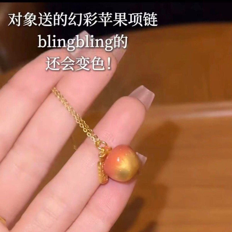 平安夜礼物温变苹果项链吊坠小众精致锁骨链圣诞节小礼品送闺蜜