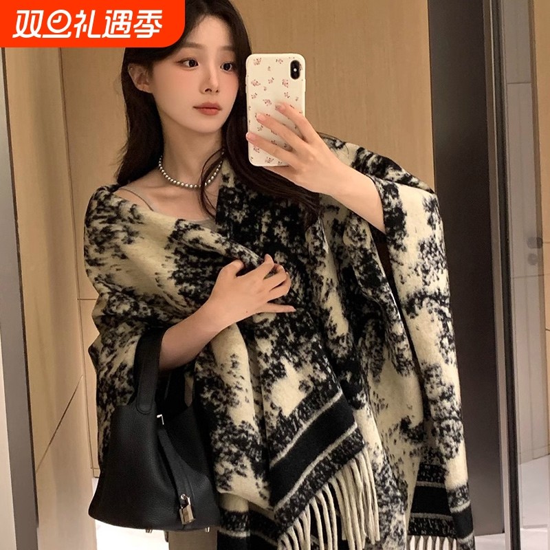 复古秋季披肩流苏围巾水墨画双面斗蓬宽松外套女百搭保暖上衣外搭