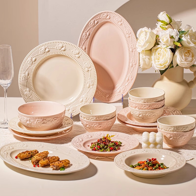 景德镇草莓浮雕轻奢法式四机可进