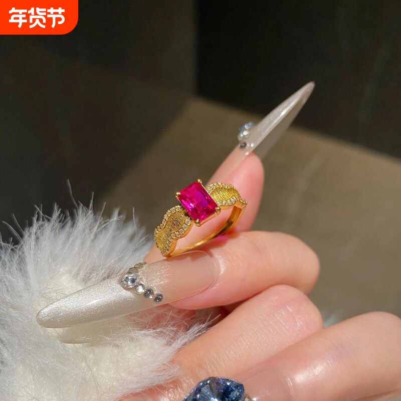 复古仿红宝拉丝戒指小巧精致饰品气质轻奢高级感手饰时尚百搭首饰