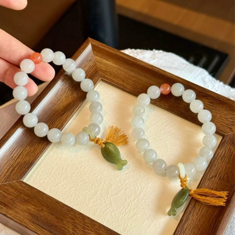 天然和田玉手串10mm搭配