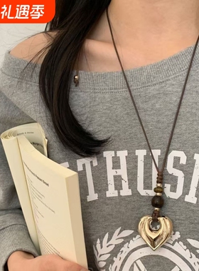 韩系光面爱心吊坠串珠编绳项链女时尚个性百搭毛衣链秋冬复古配饰