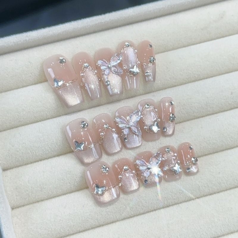 纯手工穿戴甲蝴蝶钻石猫眼美甲高级感裸色假指甲贴片可拆卸光疗甲