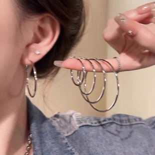 S925镀银针耳环素圈圆圈女轻奢高级感夸张耳圈方圆脸显脸小耳饰