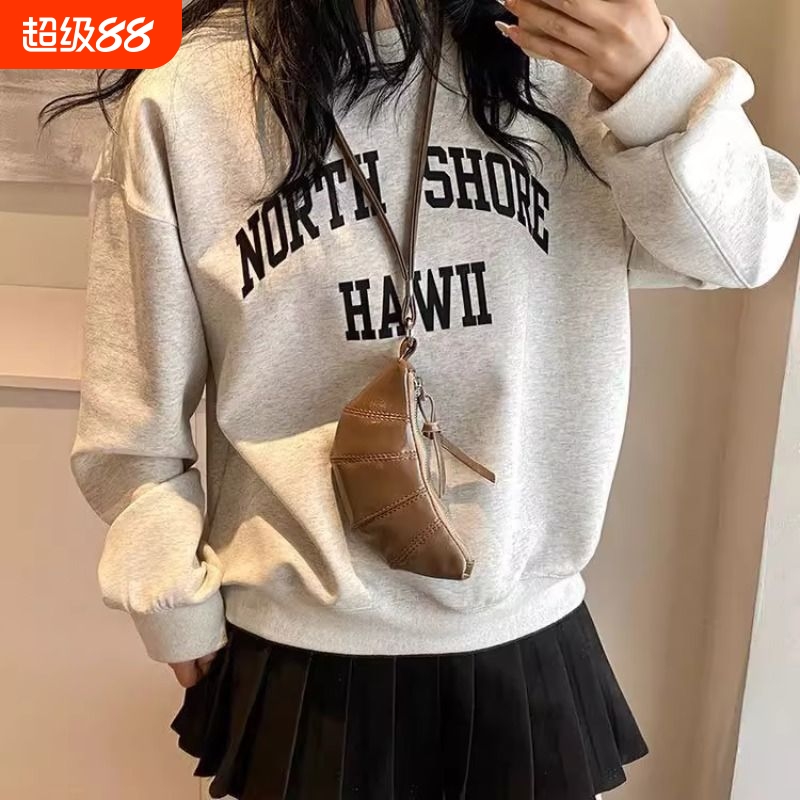 可颂牛角包挂脖项链女钥匙零钱包包挂饰配饰长款皮质小包挂件装饰
