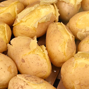 甘肃定西沙面土豆新鲜黄心黄心洋芋农家自种沙面软糯土豆 到家 包邮