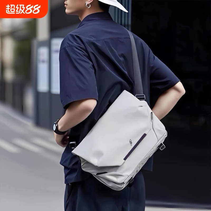 阿波罗磁吸扣机能挎包男士单肩包