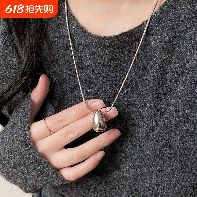 简约银色水滴钛钢项链女2025新款高级感不掉色长款毛衣链装饰配饰