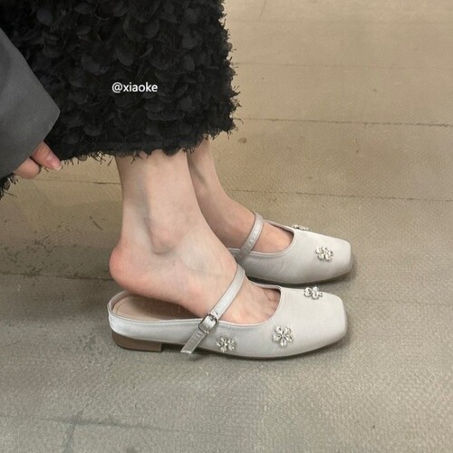意尔康心选水钻花朵包头半拖鞋女夏外穿2025新款法式绝美半托玛丽