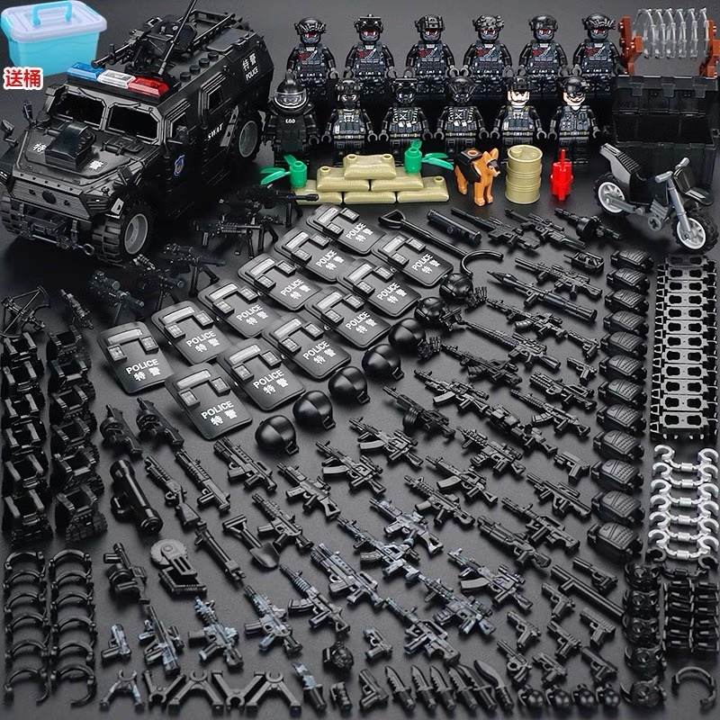 军事积木特种兵人仔男孩益智玩具