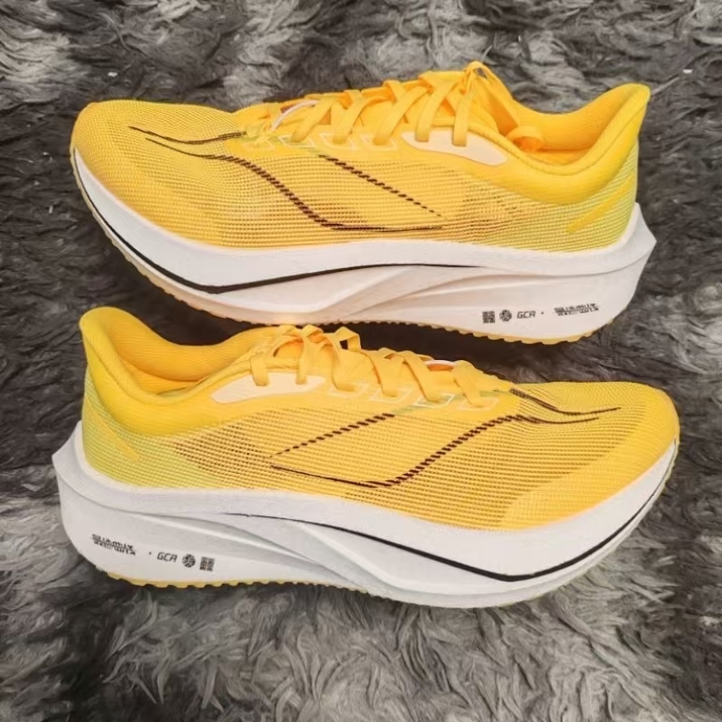 秋冬款飞电4c超轻竞速碳板回弹网面透气跑鞋耐磨减震体考训练跑鞋