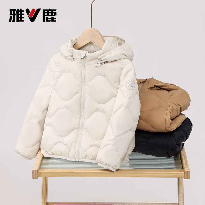 2025秋季儿童轻薄羽绒服男女童短款轻暖外套薄款充绒量黑色白鸭绒