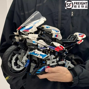 兼容乐高宝马摩托车M1000RR积木机械组成人男孩拼装玩具赛车模型