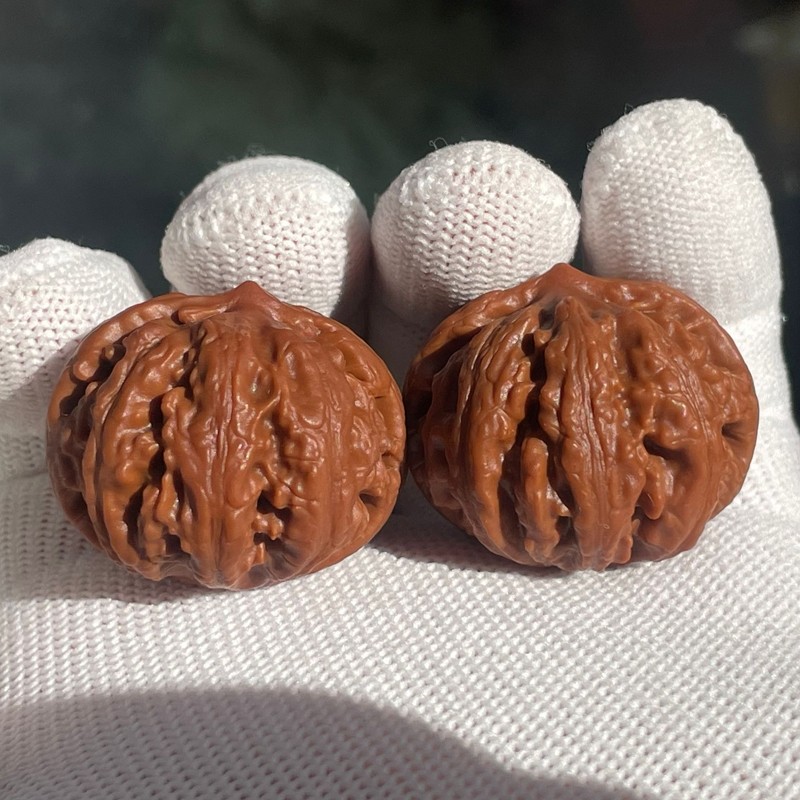 天然八楞粗筋麻核桃霸王龙桃核大粗筋核桃狮子头京八棱手把件手捻