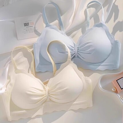 无痕内衣女聚拢小胸夏季薄款透气收副乳防下垂少女文胸罩无钢圈