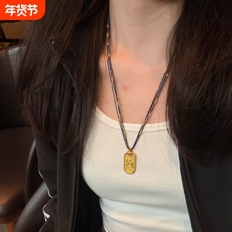 藏蓝色手工编绳点钻骏马椭圆牌吊坠项链高级感百搭色毛衣链女