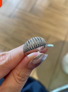 老钱风银色微镶锆石牛角包弧形开口戒指女小众时尚轻奢高级感手饰