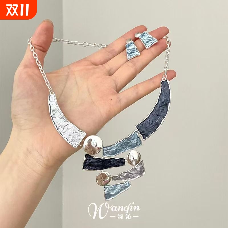 油画风镂空几何项链|344人收藏