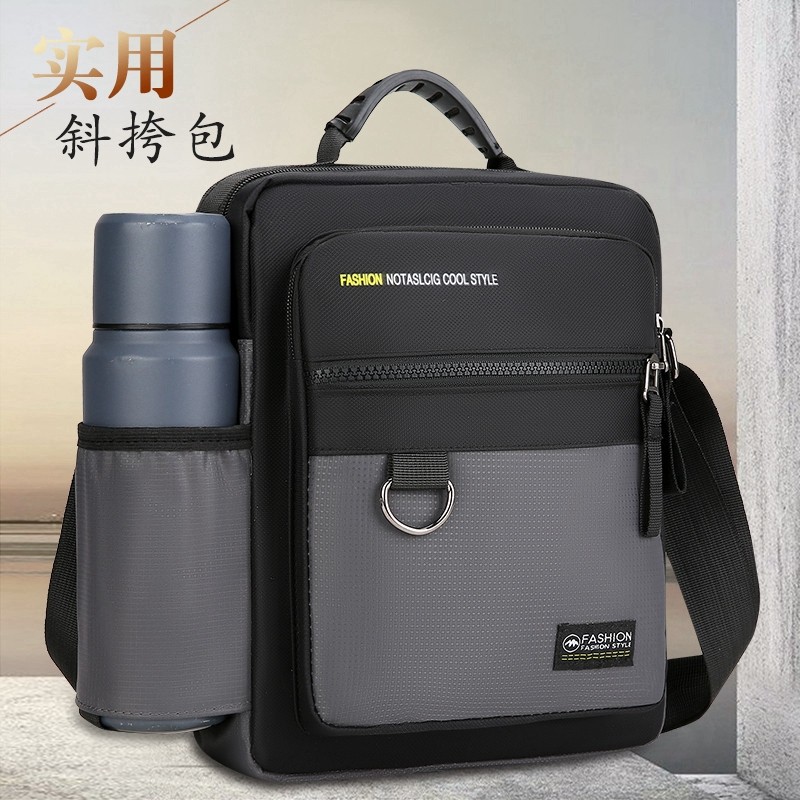 新款男士牛津布防水单肩斜挎包韩版水壶位户外运动背包大容量背包
