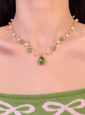 HEY TAO复古绿色宝石吊坠项链女春夏小清新气质颈链高级感锁骨链