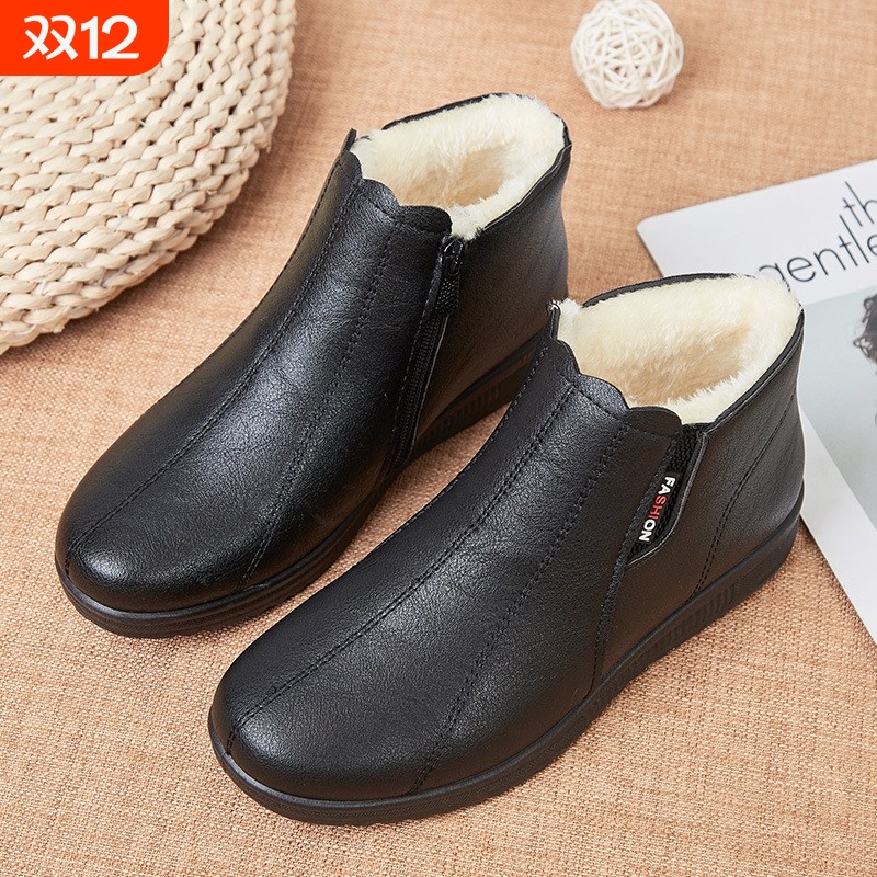 冬季妈妈鞋老人棉鞋软底中老年短靴女加绒保暖靴子平底奶奶棉皮鞋