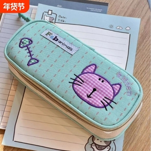 可爱的菲比猫铅笔袋2025新的高看的风格学生大容量多层铅笔文具盒