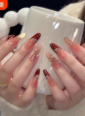 美甲红色穿戴甲中长款酒红蝴蝶2025新款跨年爆闪显白高级感指甲贴