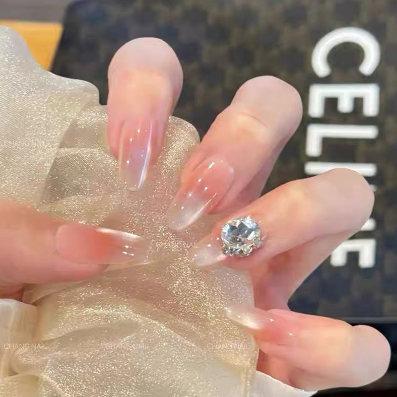 纯手工穿戴甲中长款裸色显白猫眼美甲2025新款高级感短款指甲贴片