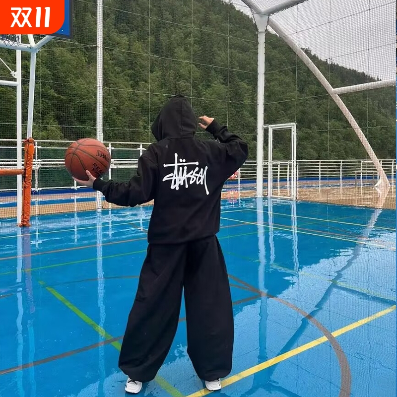 潮牌斯图西Stu卫衣连帽黑八刺绣运动跑步宽松套头上衣秋樱桃帽子