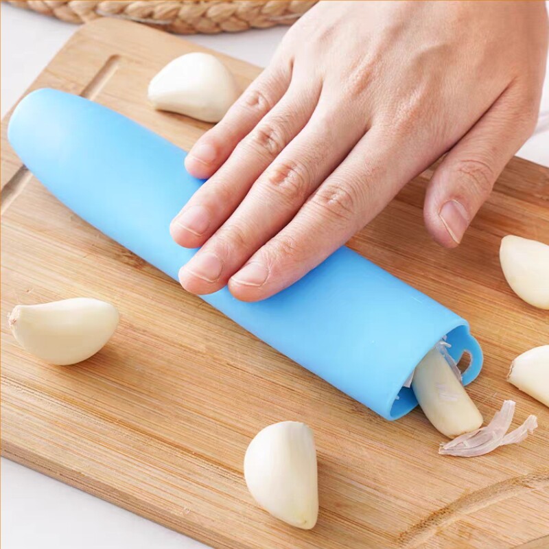 家用剥大蒜厨房多功能滚动搓蒜器拨蒜皮工具大蒜去皮器压蒜器