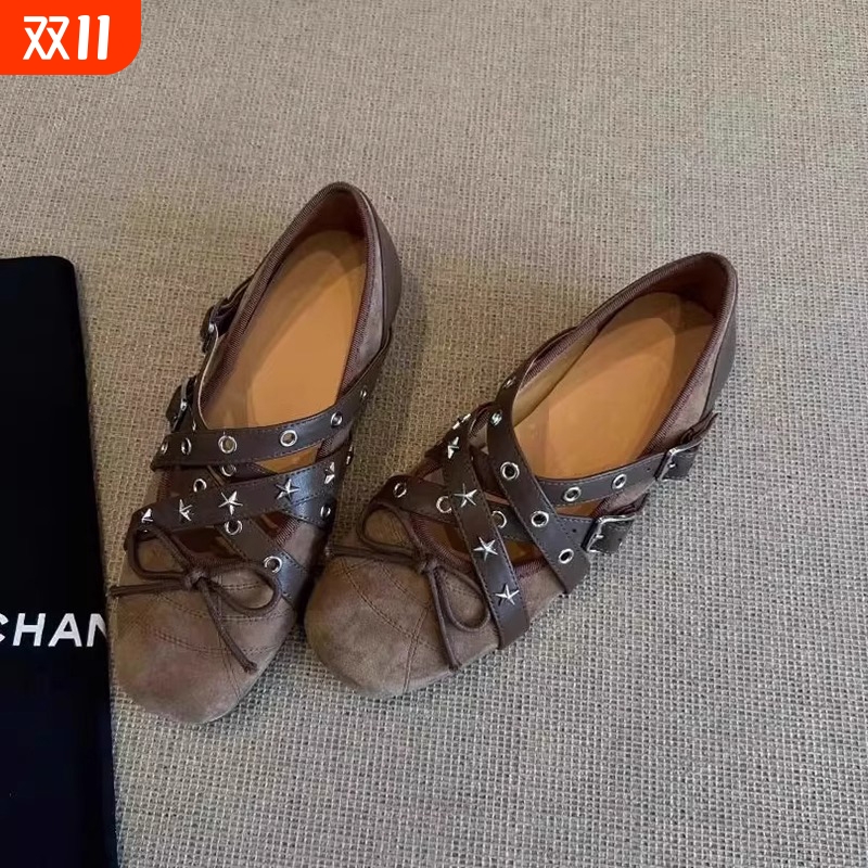 复古蝴蝶结交叉带玛丽珍鞋女2025春夏新款浅口铆钉芭蕾舞平底单鞋