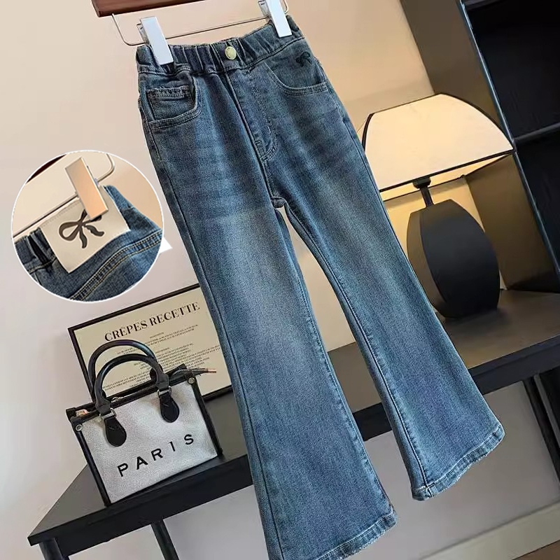 女童气质百搭修身牛仔微喇裤