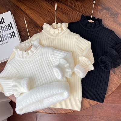 女童木耳边领一体绒毛衣