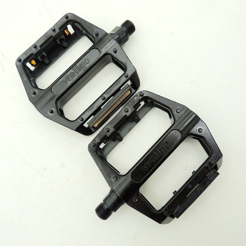087山地车自行车电动车铝合金防滑脚踏 DU轴承脚蹬加宽加厚通用