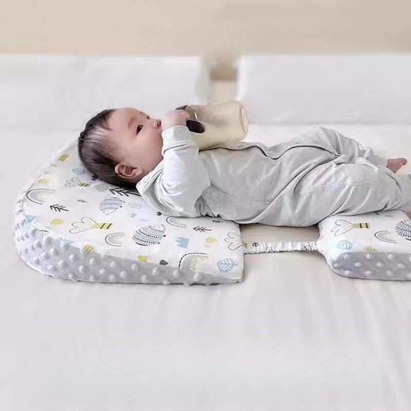 婴儿防吐奶枕宝宝斜坡枕防溢奶呛奶哺乳枕初生宝宝学趴枕喂奶神器